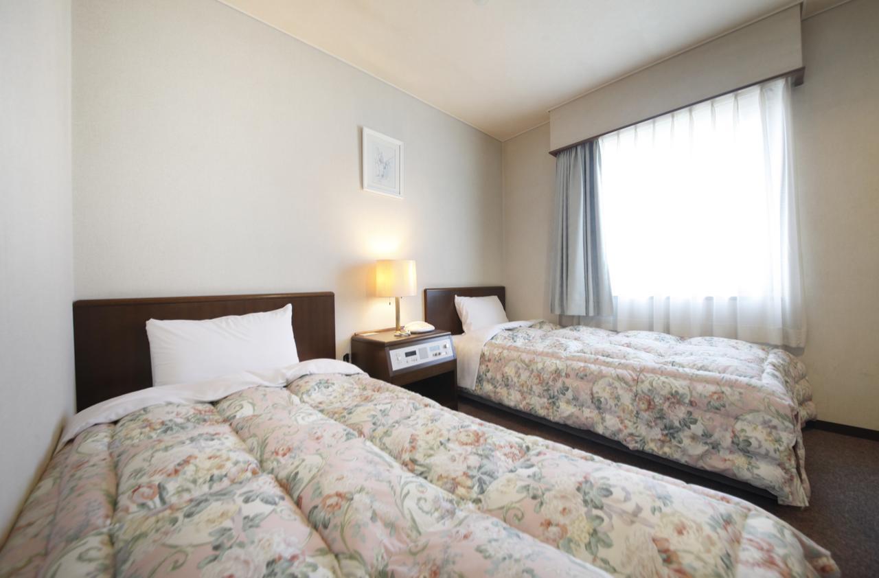 Business Hotel Taihei Annex Matsuyama  Buitenkant foto